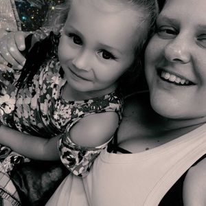 Meet your Posher, Leeann